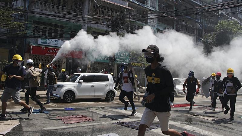 মিয়ানমারের বিক্ষোভে আবারও গুলি, নিহত সাত মিয়ানমারের বিক্ষোভে আবারও গুলি, নিহত সাত