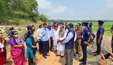 আখাউড়া-আগরতলা রেলপথ এর নির্মাণকাজ দেখে হতাশ মন্ত্রী আখাউড়া-আগরতলা রেলপথ এর নির্মাণকাজ দেখে হতাশ মন্ত্রী