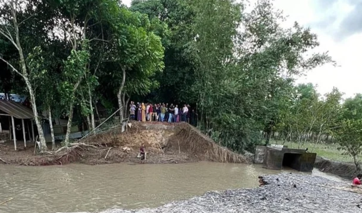 আখাউড়ায় পানি কমেছে, বন্যা পরিস্থিতির উন্নতি