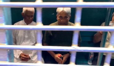 আইনজীবীর ফি দিতে পারছেন না, চেম্বারের সব বই বিক্রি করেছেন বিচারপতি শামসুদ্দিন চৌধুরী, দাবি তাঁর আইনজীবীর