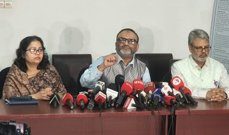 নির্ভয়ে ভোট দিতে আসো, তোমাদের জন্য অপেক্ষা করছি: ঢাবি উপাচার্য