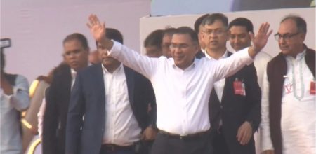 সংবর্ধনাস্থলে পৌঁছেছেন বিএনপি ভারপ্রাপ্ত চেয়ারম্যান তারেক রহমান