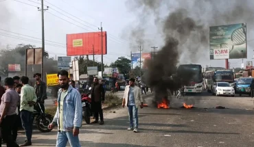 ওসমান হাদি হত্যা ঢাকা-বরিশাল মহাসড়ক অবরোধ